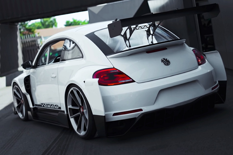 Prior Design và JP Performance chỉ sản xuất giới hạn 53 chiếc Volkswagen Beetle bản đua thân rộng. Mức giá của gói độ này vào khoảng 7.000 USD, chưa bao gồm nâng cấp về động cơ.