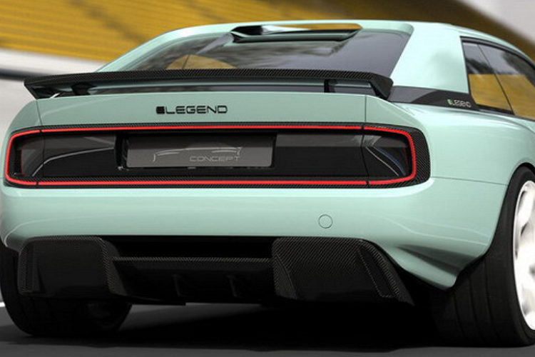 Trên phương diện mặt thiết kế, EL1 rõ ràng gợi nhớ người nhìn về Audi Sport Quattro S1. Phần đầu xe nổi bật với đèn pha và dải đèn LED chiếu sáng ban ngày cùng phần nắp capô phồng trông gần giống với Audi, bao gồm ba khe hút gió nhỏ.