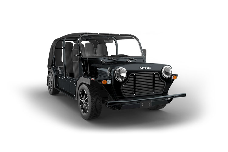 Ở biến thể chạy điện này, nhà sản xuất đã sử dụng các tấm ốp thân vỏ bằng nhôm nhằm giảm đáng kể trọng lượng, đồng thời bổ sung thêm các tính năng hiện đại bao gồm phanh tái tạo, trợ lực lái, kính chắn gió có sưởi, và nhiều bộ phận an toàn hơn (không được nêu rõ cụ thể).