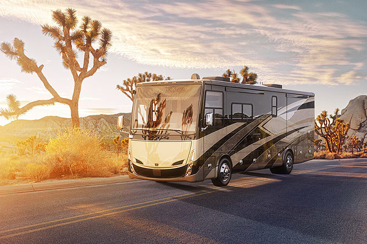  Nhà di dộng Zephyr là mẫu motorhome mới nhất của Tiffin Motorhomes, một nhà sản xuất đến từ Mỹ với rất nhiều sản phẩm phổ biến trước đó. Được thành lập vào năm 1941, Tiffin Motorhomes ban đầu hoạt động chủ yếu trong lĩnh vực thiết bị và đồ gia dụng trước khi quyết định chuyển đổi sang sản xuất motorhome vào năm 1972.