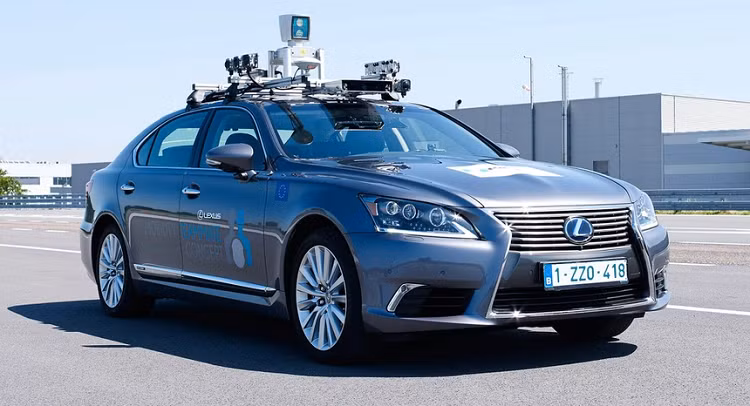 Toyota chi hon nua ty USD mua lai cong nghe xe tu hanh-Hinh-2