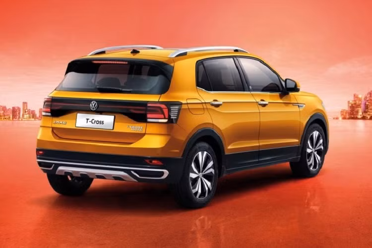 Tại thị trường Philippines, Volkswagen T-Cross thế hệ mới sẽ được trang bị động cơ xăng 4 xi-lanh, hút khí tự nhiên, dung tích 1.5L, sản sinh công suất tối đa 115 mã lực và mô-men xoắn cực đại 145 Nm giống với xe hiện đang bán ở Trung Quốc. Động cơ này đồng hành với hộp số tự động 6 cấp, cho phép xe tăng tốc từ 0-100 km/h trong 13,3 giây và đạt vận tốc tối đa 185 km/h. Tuy không nhanh và mạnh nhưng Volkswagen T-Cross 2021 lại chỉ tiêu thụ lượng xăng trung bình 5,9 lít/100 km.