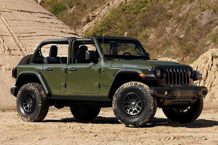 Xe cũng có hai tùy chọn hộp số gồm số tự động hoặc số sàn 6 cấp. Jeep Wrangler Unlimited Willys Xtreme Recon có thể đến tay khách hàng vào tháng 12 tới đây.