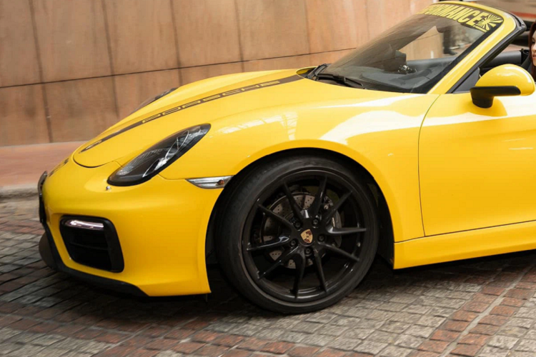 Thanh Thanh Huyền là một trong những nữ MC VTV đầu tiền "trình làng" thành quả lao động của mình bằng mẫu xe thể thao đình đám nhà Porsche này, không biết chừng sau này Thanh Thanh Huyền cũng trở thành member cứng của hội chơi siêu xe.