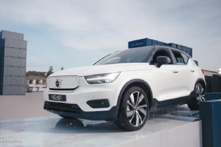 Thí nghiệm của Volvo đã giúp khách hàng thêm tin tưởng vào thương hiệu. Thực tế, trên hầu hết các mẫu xe điện, pin và tất cả các thành phần điện cao áp đều được niêm phong cẩn thận, vì vậy, rủi ro thường thấy trên những chiếc ô tô truyền thống ngập nước sẽ không xảy đến với xe điện.