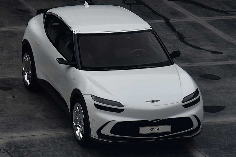 GV60 sử dụng ngôn ngữ thiết kế "Athletic Elegance". Mặt trước của GV60 có thiết kế đèn pha "Quad Lamps" và lưới tản nhiệt Crest quen thuộc của Genesis. Lưới tản nhiệt này đã được tạo hình lại, nhỏ hơn so với các mẫu Genesis khác. Tuy nhiên, so với các mẫu Genesis chạy xăng thông thường thì GV60 vẫn kém hấp dẫn hơn.