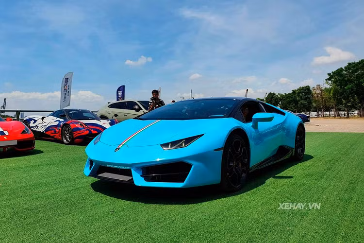 Với cảnh quan thiên nhiên tươi đẹp, những bãi biển xanh thơ mộng, Mũi Né thu hút khách du lịch suốt 4 mùa trong năm vì nằm trong vùng nhiệt đới, ít chịu ảnh hưởng của gió mùa Đông Bắc. Nơi đây còn là một điểm đến du lịch văn hóa hấp dẫn với những cộng đồng dân cư đa dạng người Hoa, người Chăm…