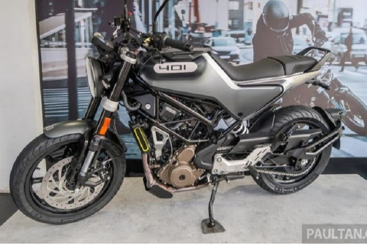 Về trọng lượng, chiếc Svartpilen 401 nặng khoảng 152 kg, trong khi chiếc Vitpilen nặng 151 kg. Cả hai xe đều có chiều cao yên 835 mm, sở hữu hệ thống chiếu sáng LED và đồng hồ kỹ thuật số.