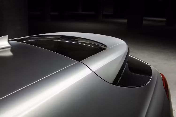 Cạnh tranh với Audi A4 Avant, BMW 3-Series Touring và Mercedes-Benz C-Class Estate, Genesis G70 Shooting Brake 2021 có kích thước không khác gì G70 Sedan. Theo đó, xe sở hữu chiều dài 4.685 mm, chiều rộng 1.850 mm, chiều cao 1.400 mm và chiều dài cơ sở 2.835 mm.