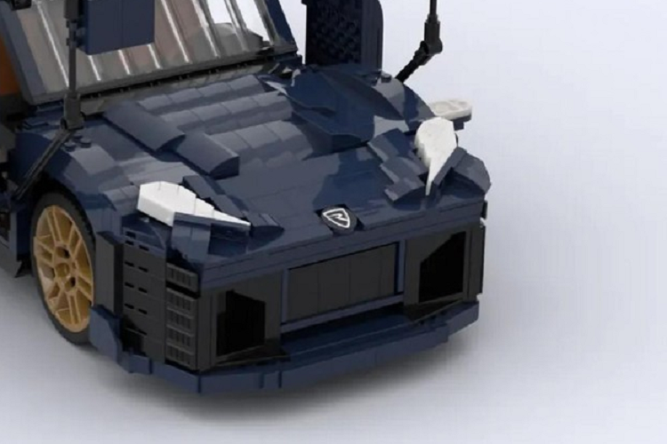 Dựa theo Rimac, siêu xe điện Rimac Nevera có trang bị một cụm pin 120 kWh, cung cấp cự li di chuyển 550 km, và có thể sạc nhanh từ 0 – 80% trong chỉ 22 phút. Về mặt hiệu suất, hypercar có 4 mô tơ điện độc lập, lắp trên bề mặt, cung cấp tổng 2.360 Nm mô-men xoắn cực đại. Trong đó, 2 mô tơ trước có công suất 340 mã lực và 280 Nm mỗi mô tơ, còn 2 mô tơ sau có công suất 612 mã lực và 900 Nm mỗi mô tơ.