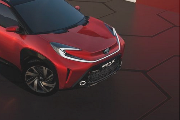 Mặc dù xu hướng xe điện và xe hybrid trên thị trường đang trở nên sôi động hơn bao giờ hết, nhưng Toyota cho biết Aygo X sẽ chỉ sử dụng động cơ đốt trong mà không có phiên bản chạy điện.