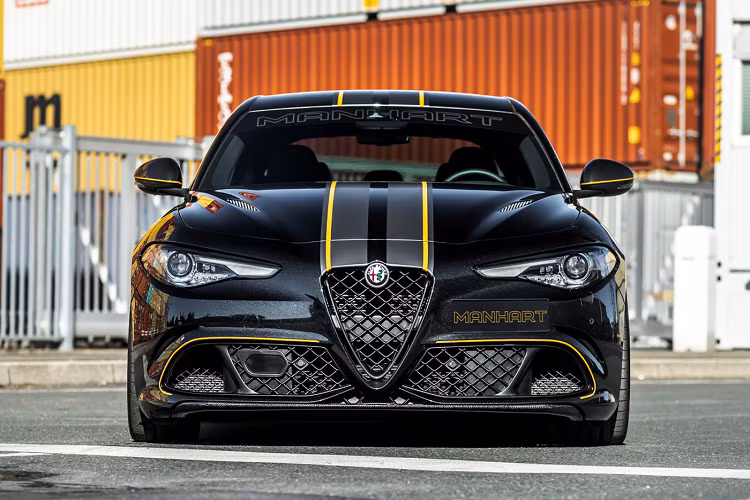 Tuy nhiên trong một vài năm trở lại đây, mặc dù những chiếc BMW vẫn là trọng tâm hướng tới của hãng độ nhưng Manhart Performance cũng đang dần mở rộng độ phủ của mình sang những mẫu xe khác nhằm đáp ứng nhu cầu của khách hàng. Điều này xảy ra bởi lẽ nhiều mẫu xe hiện vẫn chưa được các hãng độ chú trọng, dẫn đến việc khách hàng thiếu đi những sự lựa chọn khi có nhu cầu độ xe. Alfa Romeo Giulia là một mẫu xe mà có khá ít những hãng độ lựa chọn nâng cấp, chính vì thế mà Manhart đã trình làng phiên bản độ dựa trên dòng xe này mang tên Manhart QV 600.