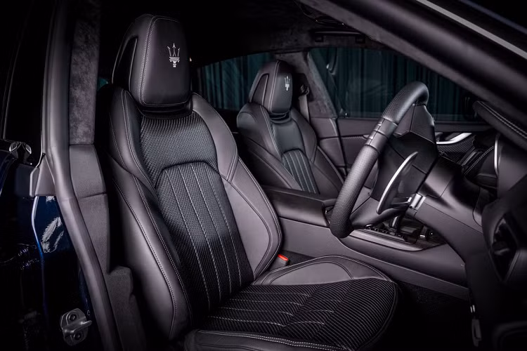 Pelletessuta là một loại vải dệt bằng da, được làm từ các dải da Nappa thay cho sợi vải truyền thống. Nhờ đó loại vải này nhẹ, dẻo dai và bền bỉ hơn so với vải thông thường. Công nghệ này là kết quả của sự hợp tác giữa Trung tâm Phong cách Ermenegildo Zegna và Maserati.