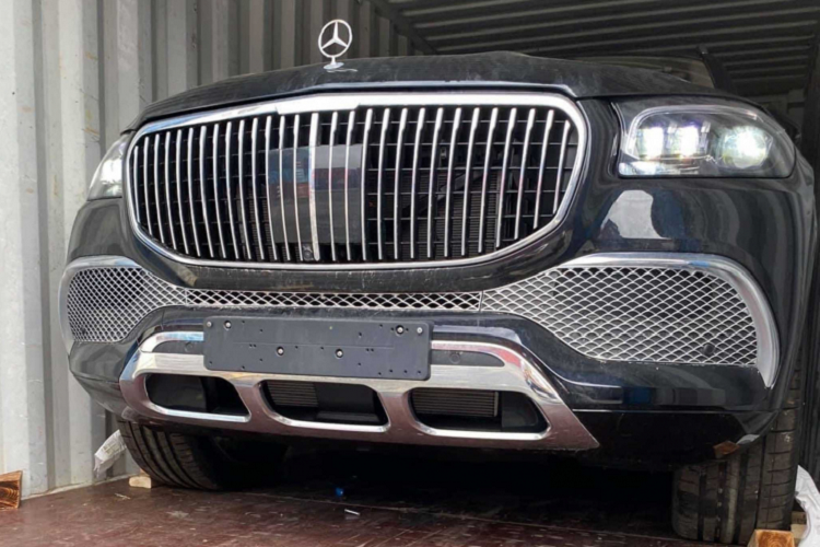 Nhìn chung, giá bán giao động trong khoảng từ 16 – 18 tỷ đồng giúp Mercedes-Maybach GLS 600 4Matic hấp dẫn khách Việt đang có nhu cầu sở hữu SUV siêu sang, mặc dù giá bán không phải là ưu tiên chọn xe hàng đầu đối với khách hàng mua xe ở phân khúc này.