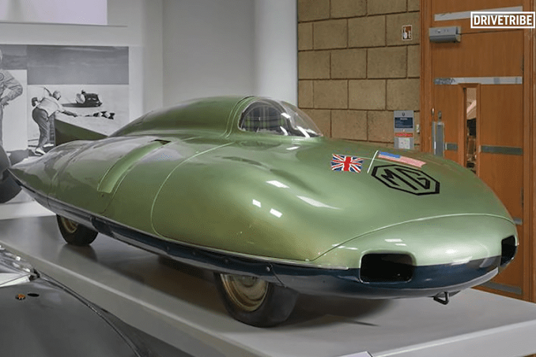 Đó là một sự nâng cấp khá ấn tượng, nhưng nó tất nhiên không là gì khi so với những siêu xe hiện đại, và 300 mã lực chỉ là mức công suất tương đương một chiếc hatchback hiệu suất cao ngày nay. Vì vậy, tốc độ tối đa phi thường của MG EX181 đời 1959 không phải là chỉ nhờ vào công suất thuần túy.