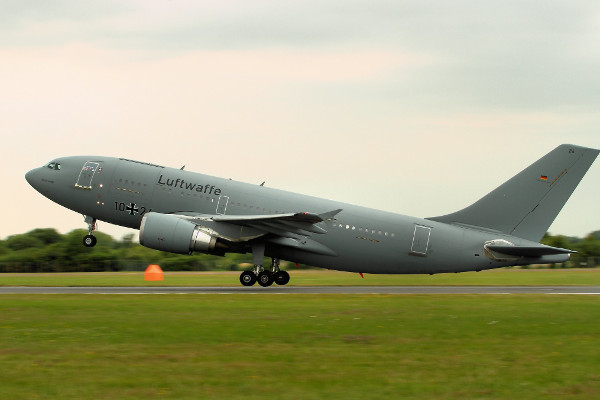A310 MRTT là một máy bay quân sự đa nhiệm được phát triển dựa trên máy bay dân sự Airbus A310. A310 MRTT được Không quân Đức và Không quân Hoàng gia Canada sử dụng. Máy bay này có trọng lượng cất cánh tối đa là 157 tấn cũng như có thể chở được người, các loại hàng hóa khác nhau và có thể tiếp nhiên liệu trên không.