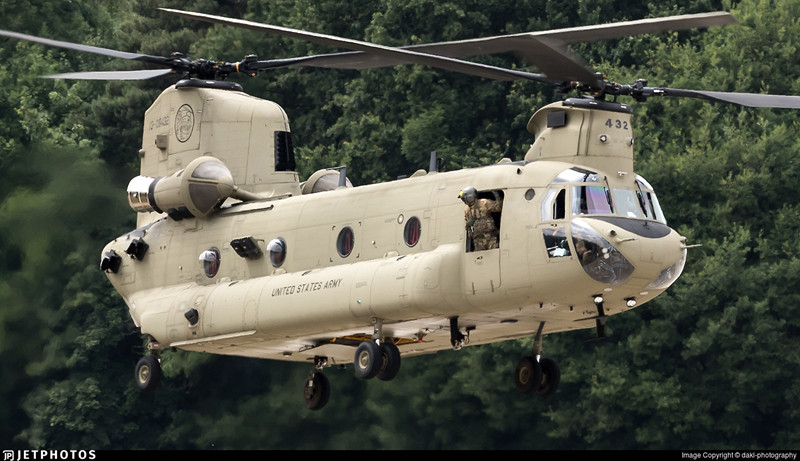 Với việc trang bị hai động cơ Honeywell T55-GA-714A mạnh mẽ 4,777 mã lực (3.529 kW) cho phép các trực thăng CH-47F bay ở độ cao lên đến 6.096 m, tải trọng có thể mang theo lên đến hơn 10 tấn.