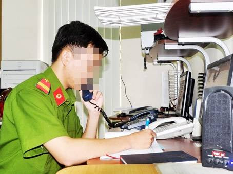 Theo hồ sơ vụ án, một chiều đầu tháng 9/2024, bầu trời tối xám rả rích những cơn mưa báo hiệu cơn bão lớn sắp đổ bộ. Trực ban Công an huyện Phúc Thọ (Hà Nội) bất ngờ nhận được trình báo của anh Tạ Đức N. về việc em vợ mình đã mất tích gần 2 ngày. Theo anh N, em vợ mình là Phạm Quang T. (trú tại Quốc Oai, Hà Nội) làm nghề lái xe dịch vụ. Sáng 7/9 anh T. lái xe ra khỏi nhà và từ đó mất liên lạc. Sau khi tìm kiếm, gia đình anh T. phát hiện chiếc ô tô của anh này được đỗ ở khu vực vắng vẻ tại địa phận huyện Phúc Thọ. (Ảnh minh họa, nguồn internet)