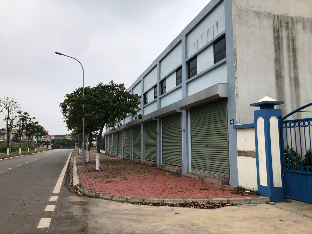 Tại dự án có 2 dãy ki ốt đã được xây dựng.