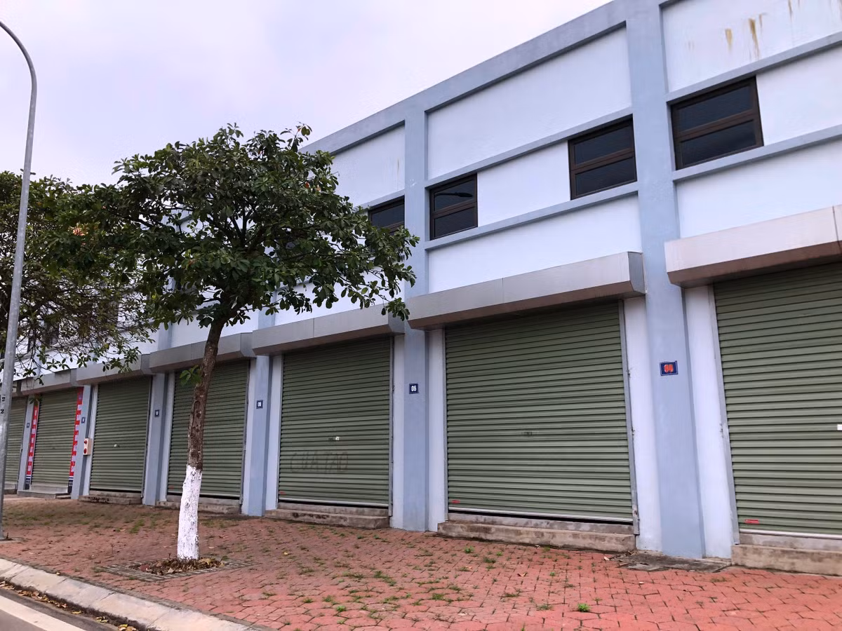 Tổng số 2 dãy gồm 18 căn.