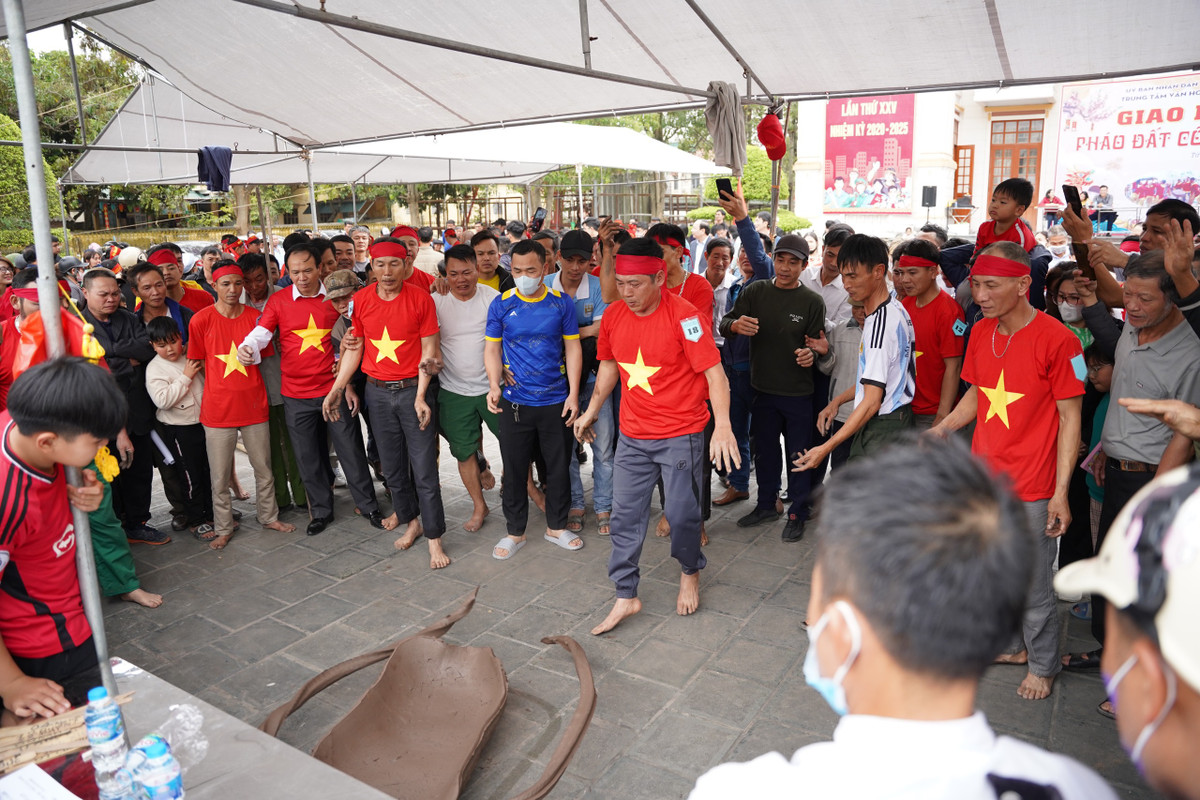 Mang lại sự phấn khích cho khán giả.