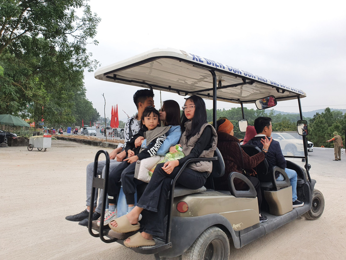 Cấm xe điện 4 bánh hoạt động chở khách tại Khu di tích Côn Sơn - Hình 3 Cam xe dien 4 banh hoat dong cho khach tai Khu di tich Con Son-Hinh-3