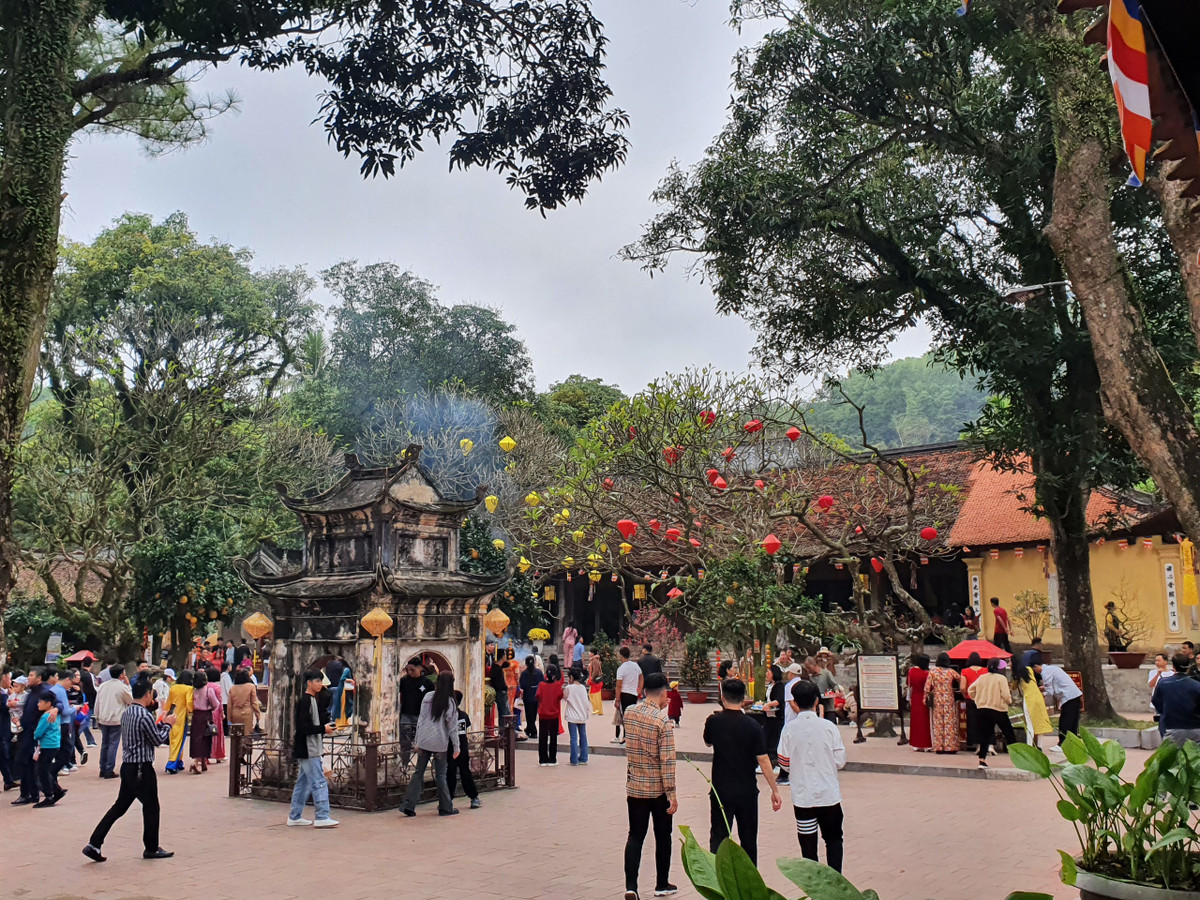 Diem nhan le hoi mua xuan Con Son - Kiep Bac nam 2024-Hinh-2