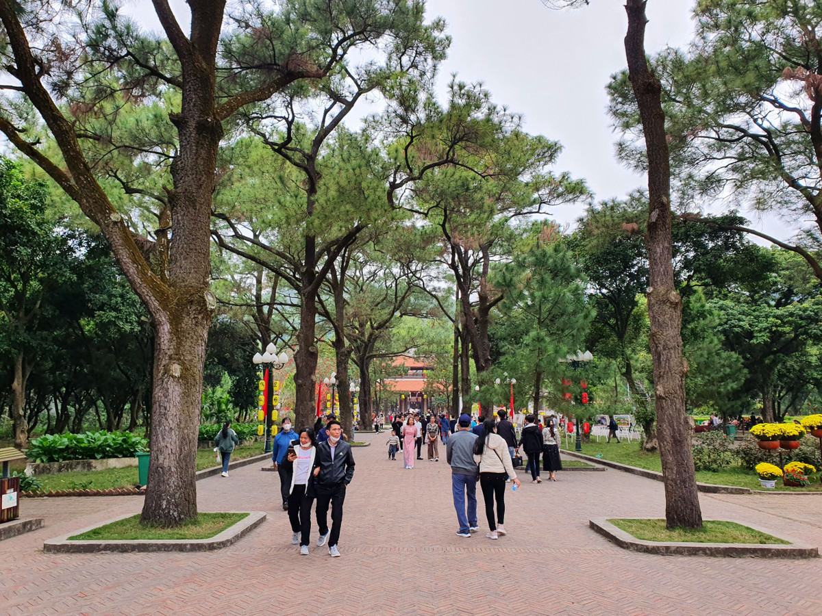 Diem nhan le hoi mua xuan Con Son - Kiep Bac nam 2024-Hinh-3