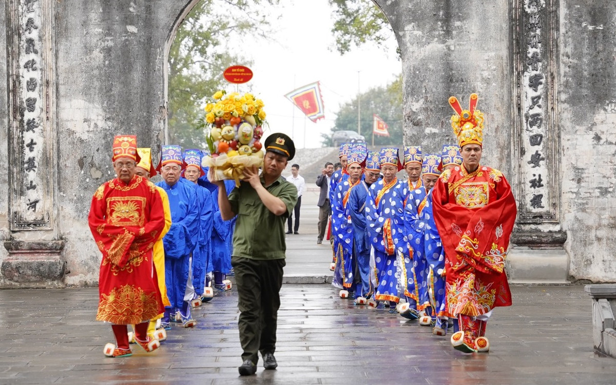 Diem nhan le hoi mua xuan Con Son - Kiep Bac nam 2024