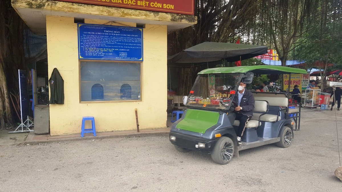 UBND TP Chí Linh cần chỉ đạo các lực lượng chức năng và chính quyền địa phương chấn chỉnh, yêu cầu ngừng hoạt động đối với những xe điện không được cấp phép hoạt động, xử lý nghiêm đối với các trường hợp cố tình vi phạm, ngăn ngừa nguy cơ mất an toàn từ hoạt động kinh doanh dịch vụ xe điện trái phép, góp phần xây dựng hình ảnh khu di tích quốc gia đặc biệt Côn Sơn-Kiếp Bạc.