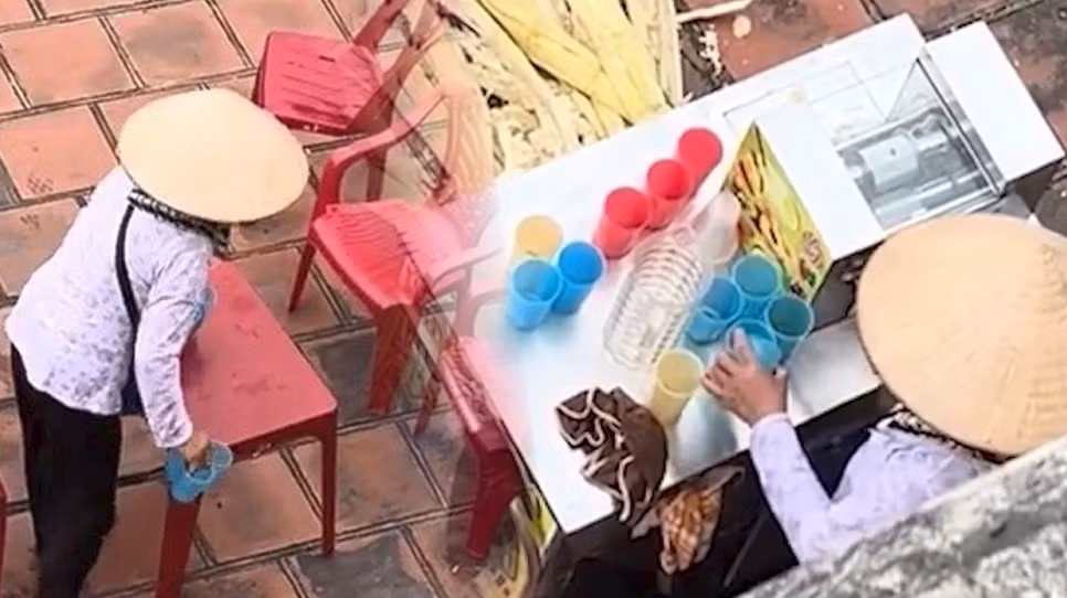 Cong an xac minh vu dung nuoc mia uong thua ban cho khach