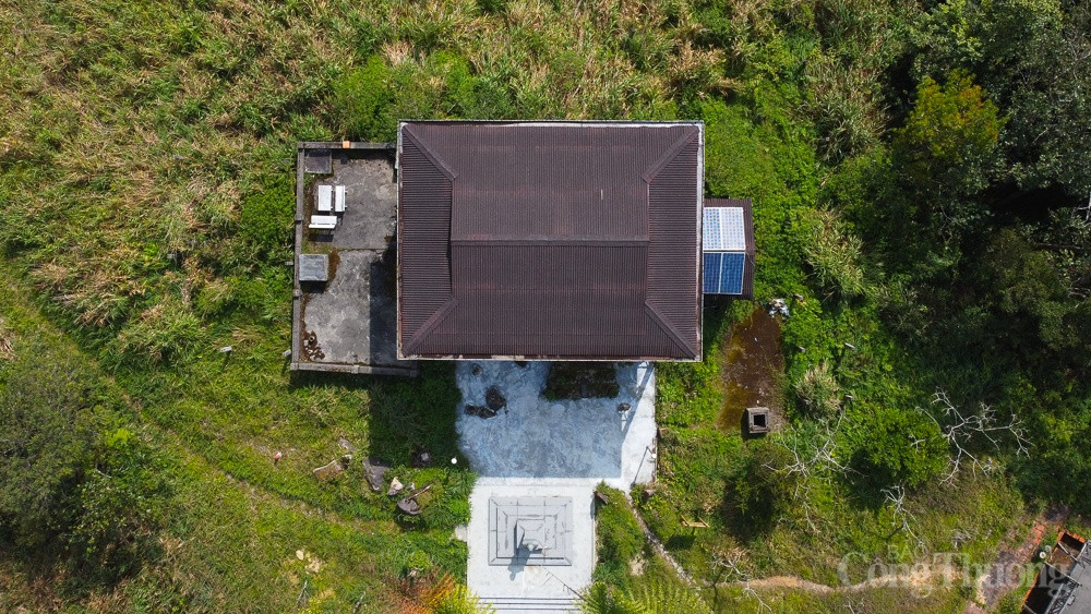 Năm 2021, Hội Những người ái mộ bác sĩ A. Yersin tỉnh Khánh Hòa đã đề xuất chính quyền tỉnh này xem xét đề nghị xếp hạng di tích đối với nhà làm việc của bác sĩ A. Yersin tại khu vực Hòn Bà để bảo tồn, phát huy giá trị di sản cùng với quần thể di tích lịch sử. Cuối tháng 3/2023, di tích này được công nhận là Di tích cấp quốc gia.