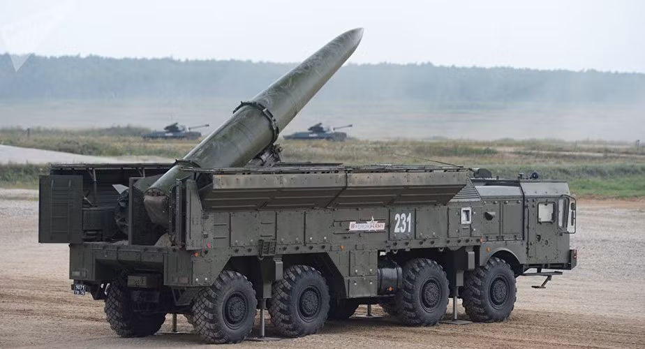 "Hiện trường vụ việc hiện đã bị phong tỏa. Theo thỏa thuận, việc làm rõ các trường hợp và lý do gây ra sự cố trên sẽ được thực hiện bởi ủy ban công tác liên hợp Kazakhstan - Nga", thông báo ghi rõ.