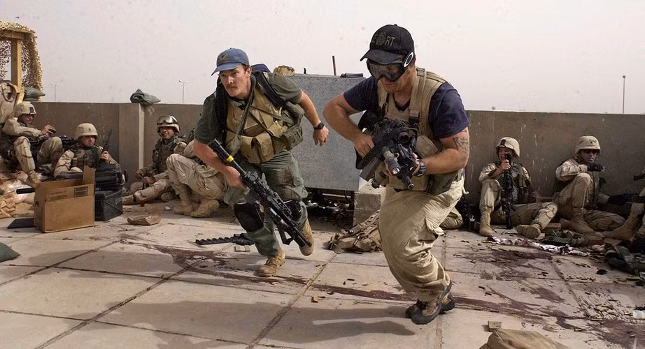 Thực tế trong trận đánh vừa qua thì quân đội Mỹ không có bất cứ động thái can thiệp nào, khác hẳn với vụ oanh kích vào nhóm lính đánh thuê người Nga hồi năm 2018 khi tốp binh sĩ này tấn công lính thủy đánh bộ của họ.