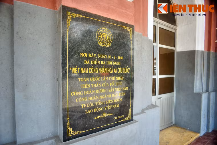 Vào ngày 25/2/1946, tại ga Huế đã diễn ra hội nghị "Việt Nam Công nhân Hỏa xa Cứu quốc" toàn quốc lần thứ nhất, sáng lập ra tiền thân của tổ chức Công đoàn Đường sắt Việt Nam, công đoàn ngành đầu tiên thuộc Tổng Liên đoàn Lao động Việt Nam.