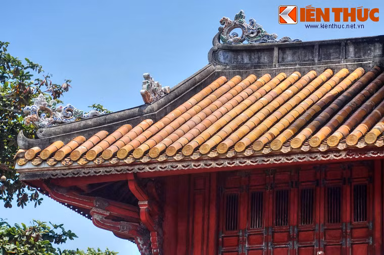 Hiển Lâm Các được đánh giá là công trình đẹp và độc đáo của khu vực Hoàng Thành. Đây là công trình được bảo quản tốt và được trùng tu nhiều lần, lần mới nhất vào năm 2001, được xem là lần trùng tu hoàn chỉnh nhất.