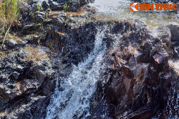 Một số hình ảnh khác về đèo Ngang.