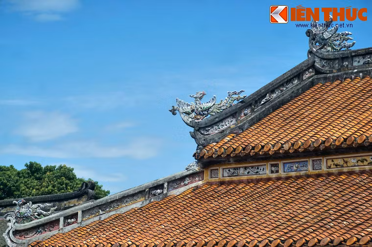 Sau khi nhà Nguyễn sụp đổ vào năm 1945, dù nhiều công trình trong Đại Nội bị tàn phá nặng nề hoặc biến mất trong chiến tranh nhưng toàn bộ khuôn viên cung Diên Thọ hầu như vẫn còn nguyên vẹn. Đây được coi là hệ thống kiến trúc cung điện quy mô nhất còn lại tại Cố đô Huế.