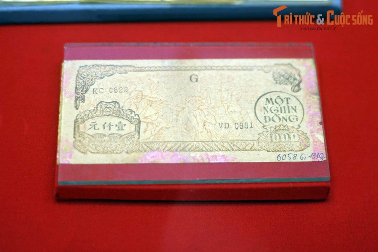 Tín phiếu của ông Nguyễn Đình Ngọc tặng Sư đoàn 968 trong khi làm nhiệm vụ dẫn đường cho đơn vị đánh chiếm sân bay Phù Cát, Bình Định, 1/4/1975.