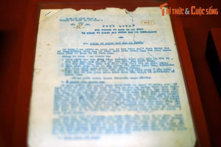 Nghị quyết của Thường vụ Đảng ủy Sư đoàn 341 về nhiệm vụ giải phóng thị xã Xuân Lộc, ngày 4/4/1975.