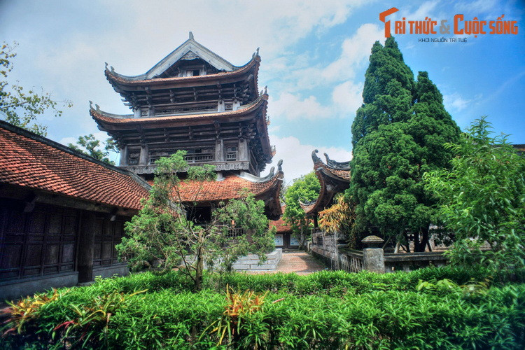 Theo đánh giá của giới nghiên cứu, gác chuông chùa Keo là một trong những công trình sáng giá nhất trong toàn bộ kiến trúc Phật giáo Việt Nam hiện tồn.