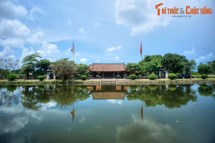  2. Chùa Keo. Nằm ở xã Duy Nhất, huyện Vũ Thư, tỉnh Thái Bình, chùa Keo (tên chữ là Thần Quang tự) là một số ít những ngôi chùa cổ ở Việt Nam còn bảo tồn được hầu như nguyên vẹn kiến trúc xưa.