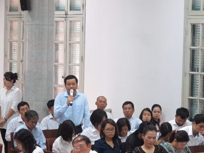 Lanh dao Vietsovpetro “choi bay” nhan hang chuc ty cua Oceanbank