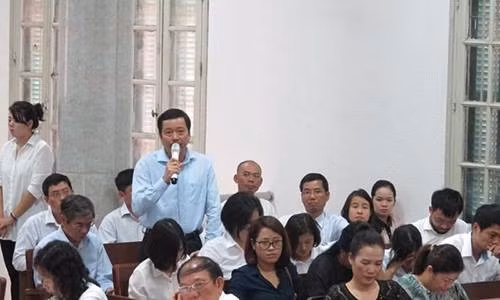 Diem nong 24h: Co the xu ly hinh su nhom danh ghen, lot do-Hinh-4