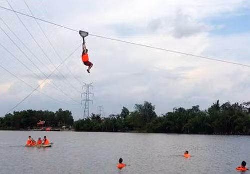 Diem nong 24h: Nguoi phu nu Viet kieu Uc bi chong sat hai-Hinh-2