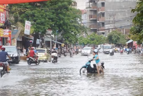 Diem nong 24h: Xac dinh nguoi tung tin an mang chat dau trong TTTM-Hinh-4