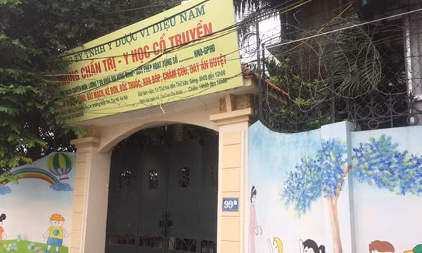 Giam doc Cong an Ha Noi chi dao lam ro vu phong vien bi hanh hung