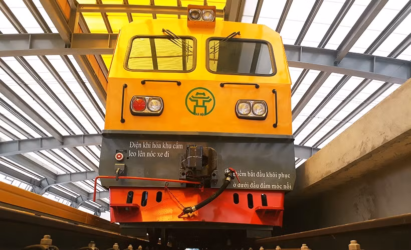 Theo kế hoạch của Bộ GTVT, Ban quản lý Dự án đường sắt, đến đầu tháng 10/2017, tuyến đường sắt Cát Linh - Hà Đông (Hà Nội) chính thức chạy thử liên động toàn hệ thống trước khi tiến hành khai thác thương mại vào quý 2/2018. Tuy nhiên, do dự án đang bị chậm tiến độ nhiều hạng muc.