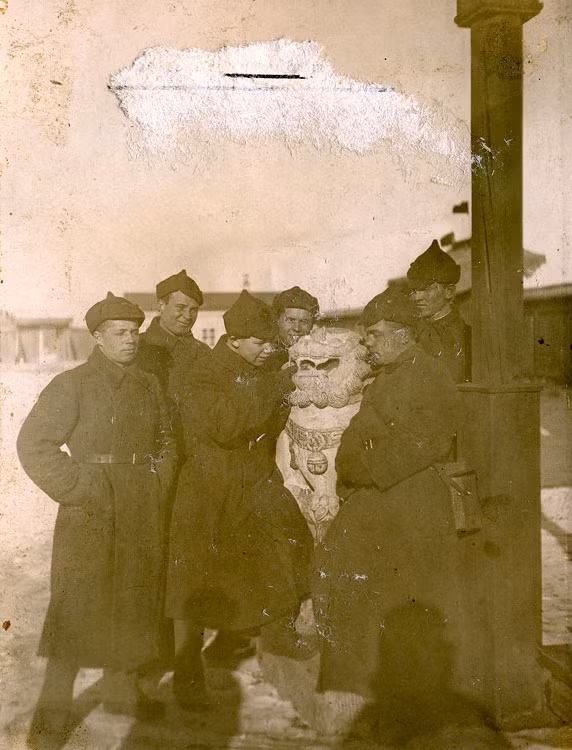 Một nhóm binh sĩ Liên Xô làm nhiệm vụ tại Mông Cổ trong mùa Đông.