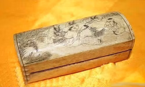 Hộp đựng xuân cung đồ. (Nguồn ảnh: Toutiao)